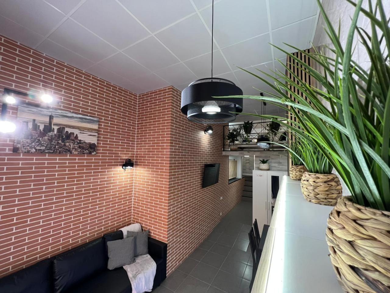 Carcaixent 24 Aparthotel Valencia Eksteriør bilde